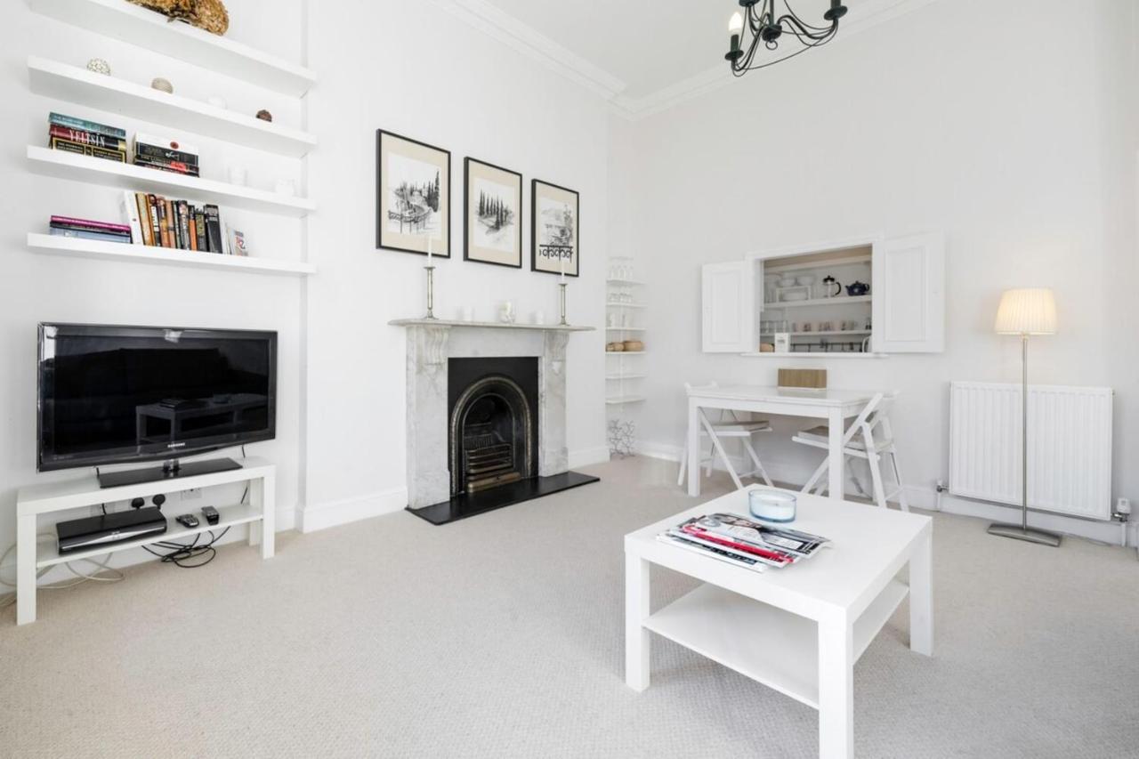 לונדון Elegant Earl'S Court 2 Bedroom Flat Just 4 Minutes From Tube מראה חיצוני תמונה