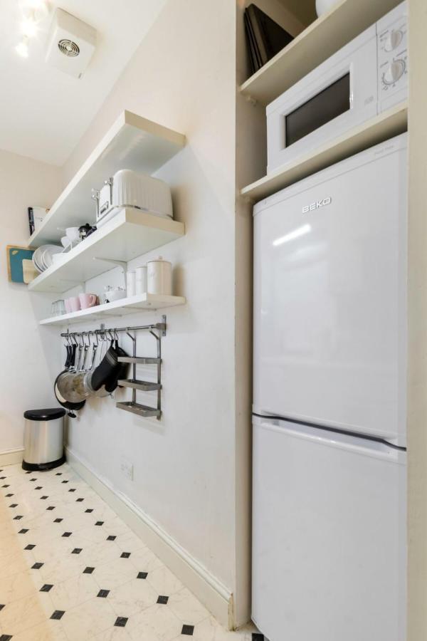 לונדון Elegant Earl'S Court 2 Bedroom Flat Just 4 Minutes From Tube מראה חיצוני תמונה