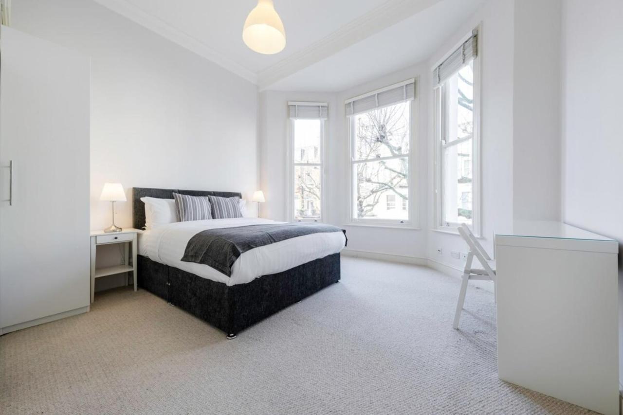 לונדון Elegant Earl'S Court 2 Bedroom Flat Just 4 Minutes From Tube מראה חיצוני תמונה